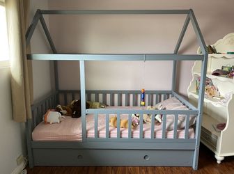 Double Twin House Bed With Rails.