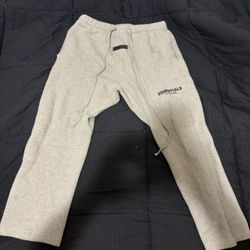 essentials sweats non cuffed 