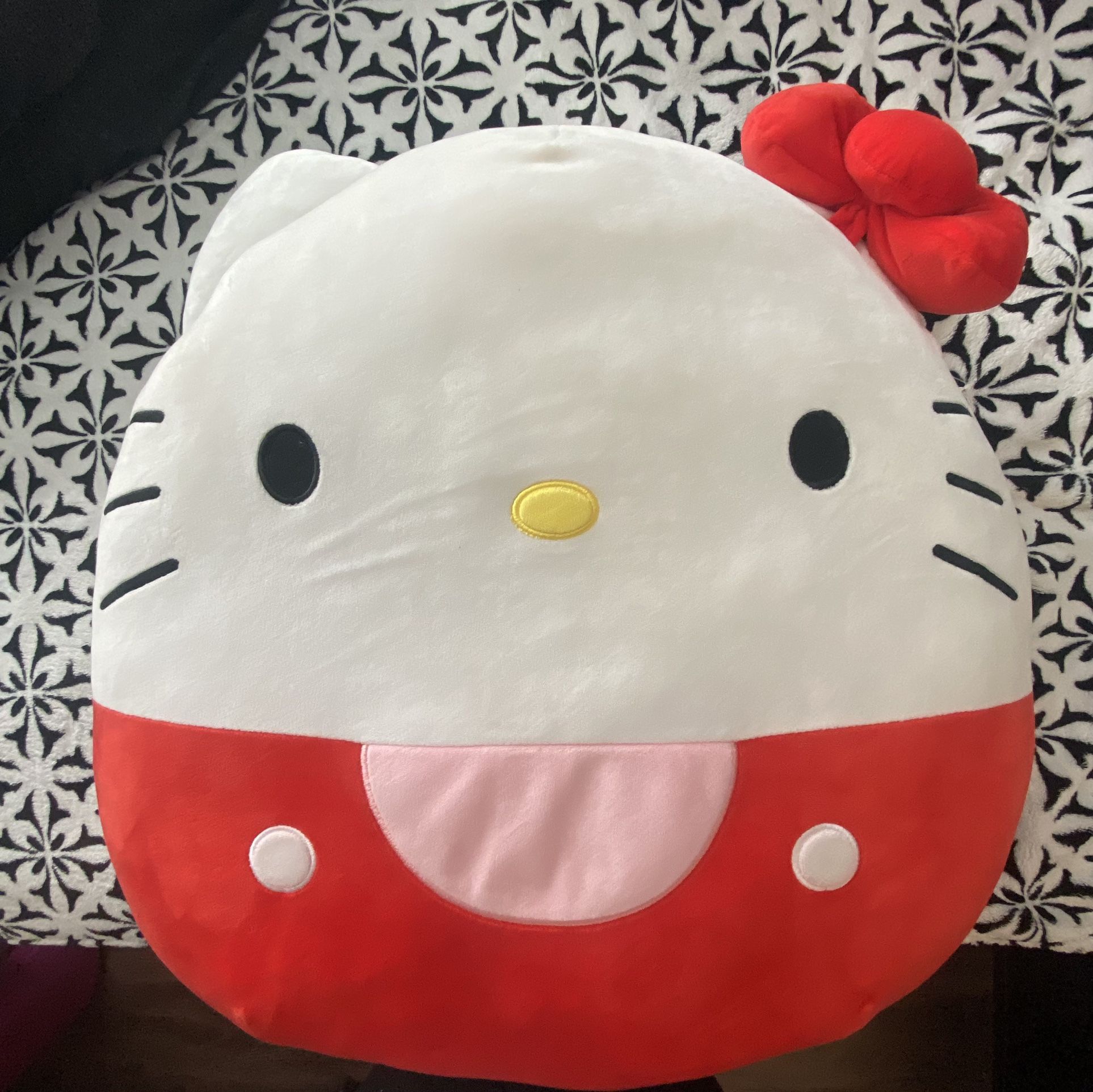 20 Inch Hello Kitty Squishmallow 