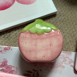 Strawberry Pen Holder 