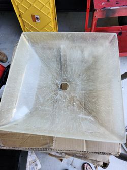 Vessel. Sync glass