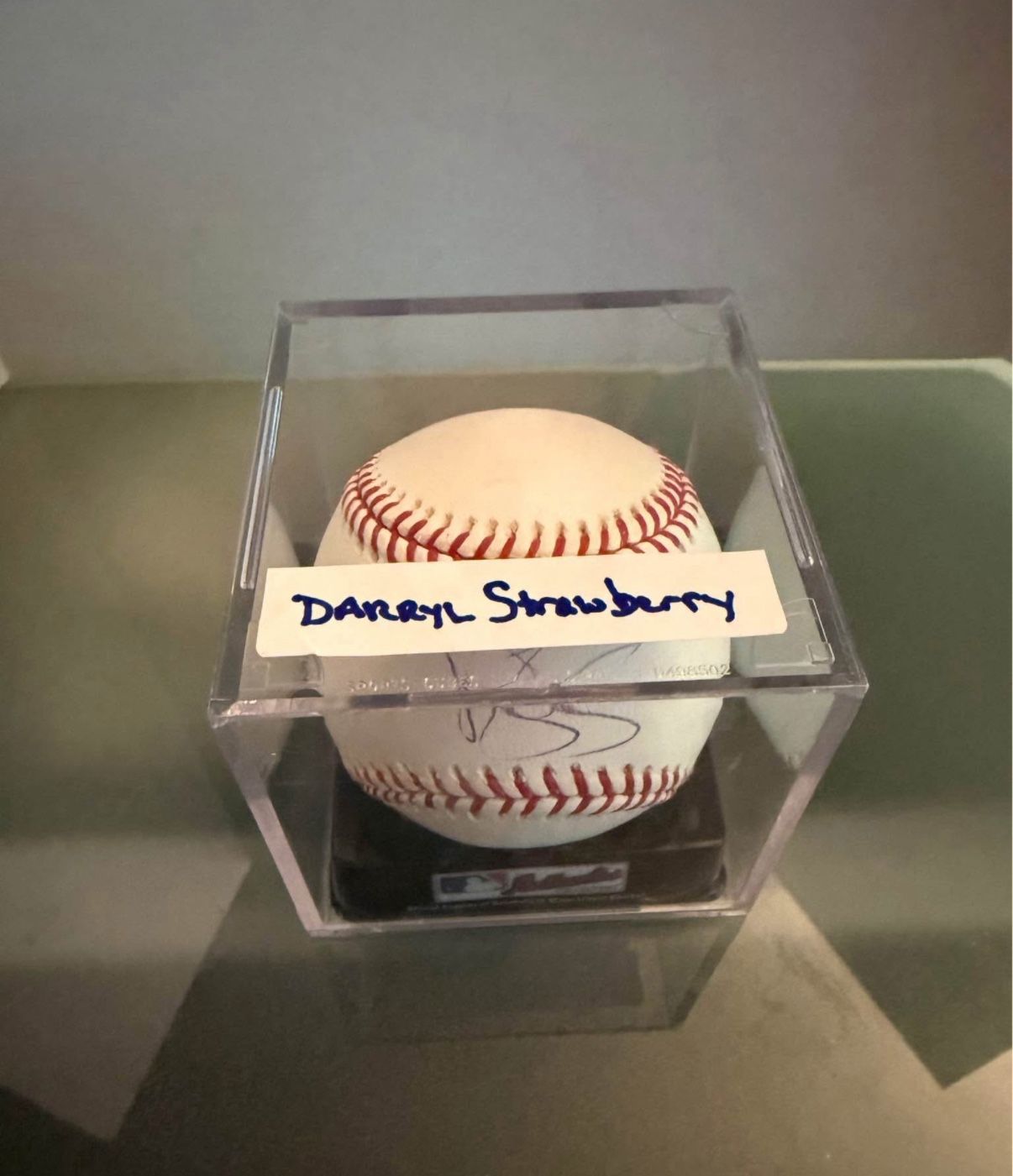 Darryl Strawberry Signed Baseball