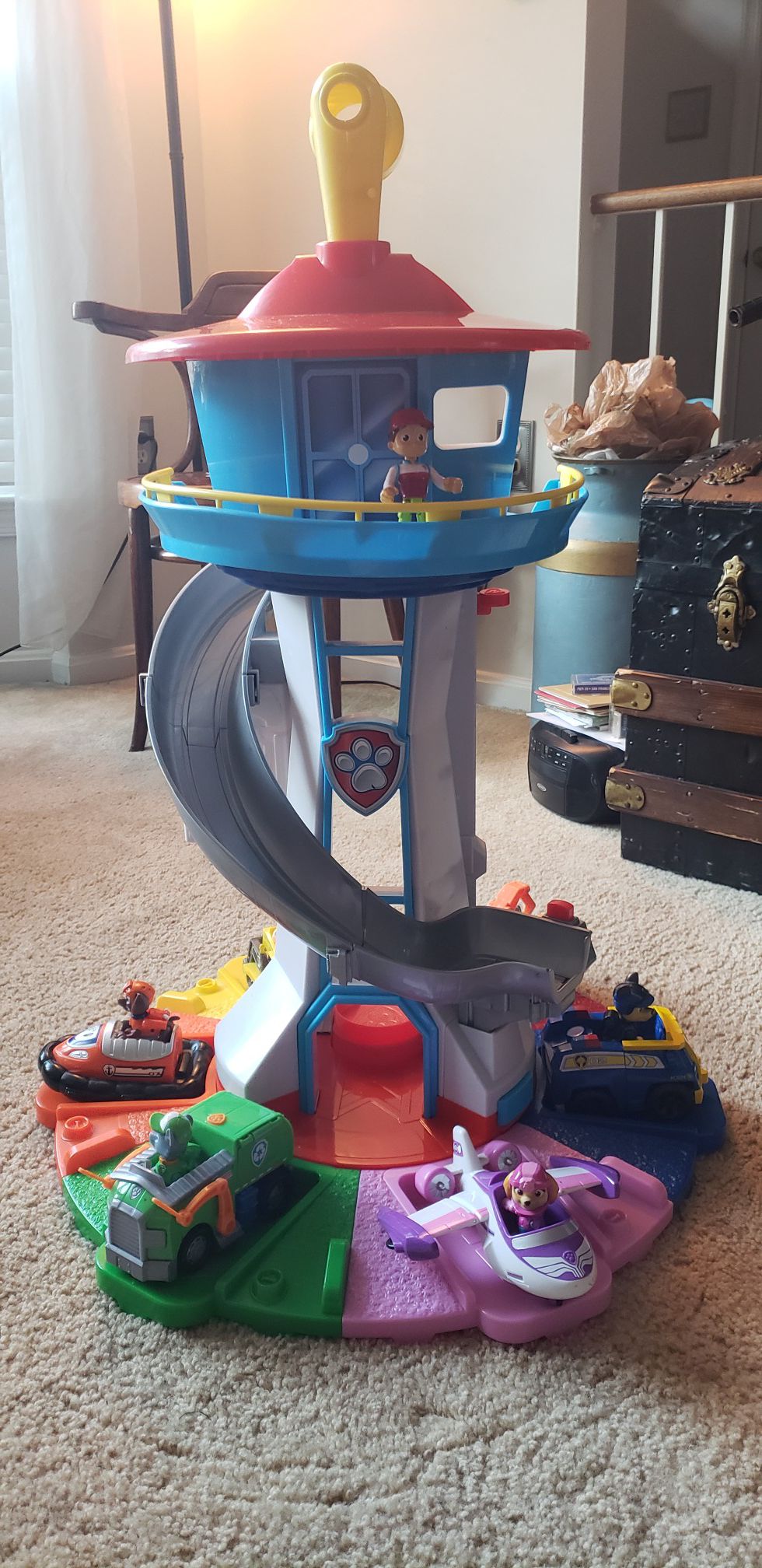 Paw Patrol Lookout Tower with ALL characters!