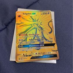 Gold Solgaleo Gx With Clear Protective Sleeve
