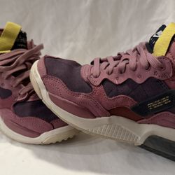 Nike Womens Air Jordan MA2