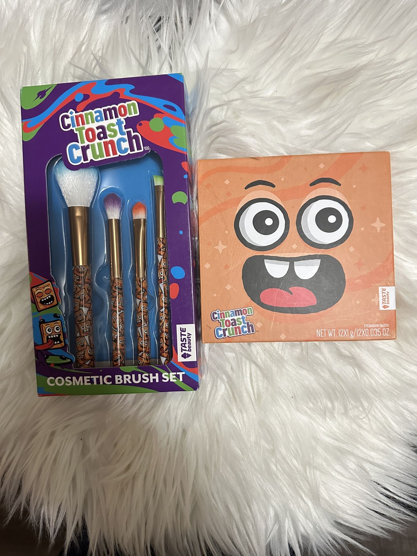 Cinnamon Toast Crunch Eyeshadows & Brushes