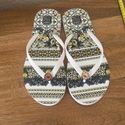 White House Black Market Sandals Flip Flops Shoe 9