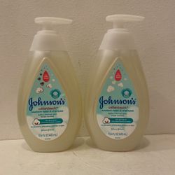 Johnson’s Cotton Touch Newborn Wash & Shampoo Bundle Set
