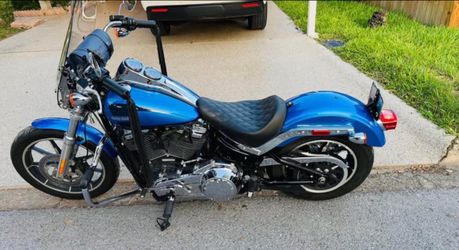 Harley-Davidson Motorcycle – Vivid Blue