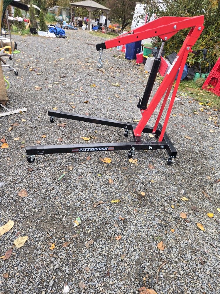 Pittsburgh 2 Ton Foldable Shop Crane