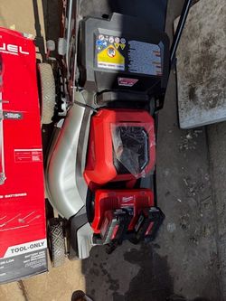 M18 FUEL Brushless Cordless 21 in. Walk Behind Dual Battery Self-Propelled Mower w/(2) 8.0ah Batter