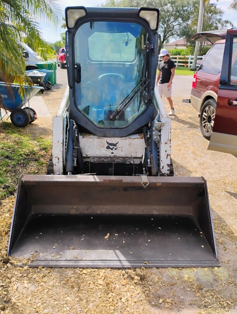 Used Bobcat T450 With Air Conditioning 