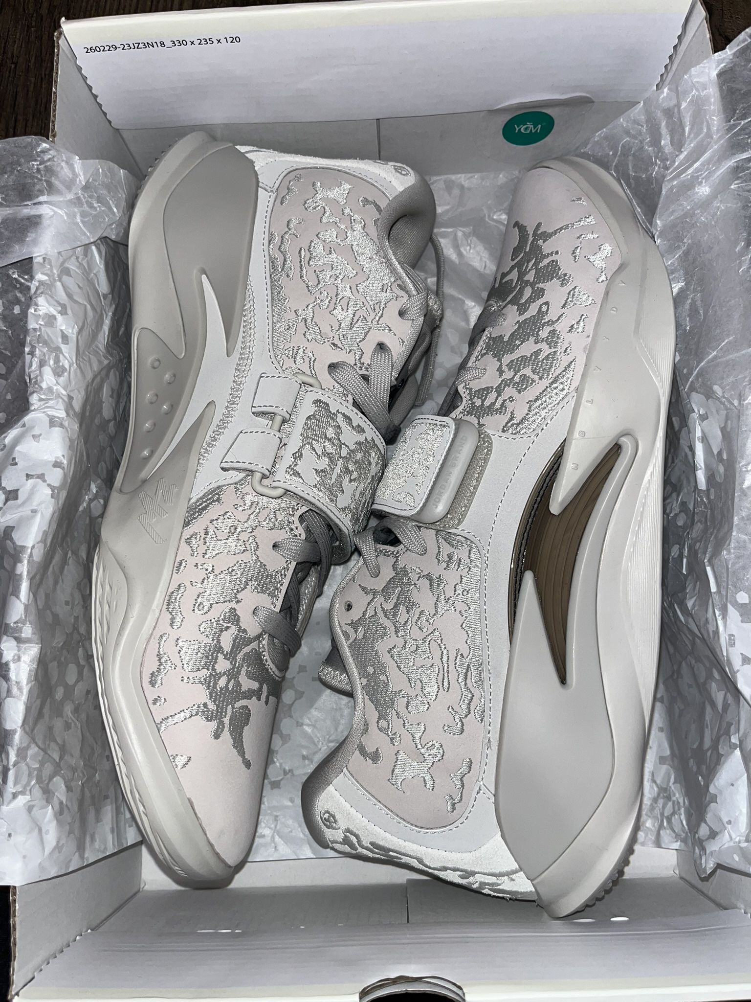 Air Jordan Zion 3 M.U.D. SE PF 'Light Bone'