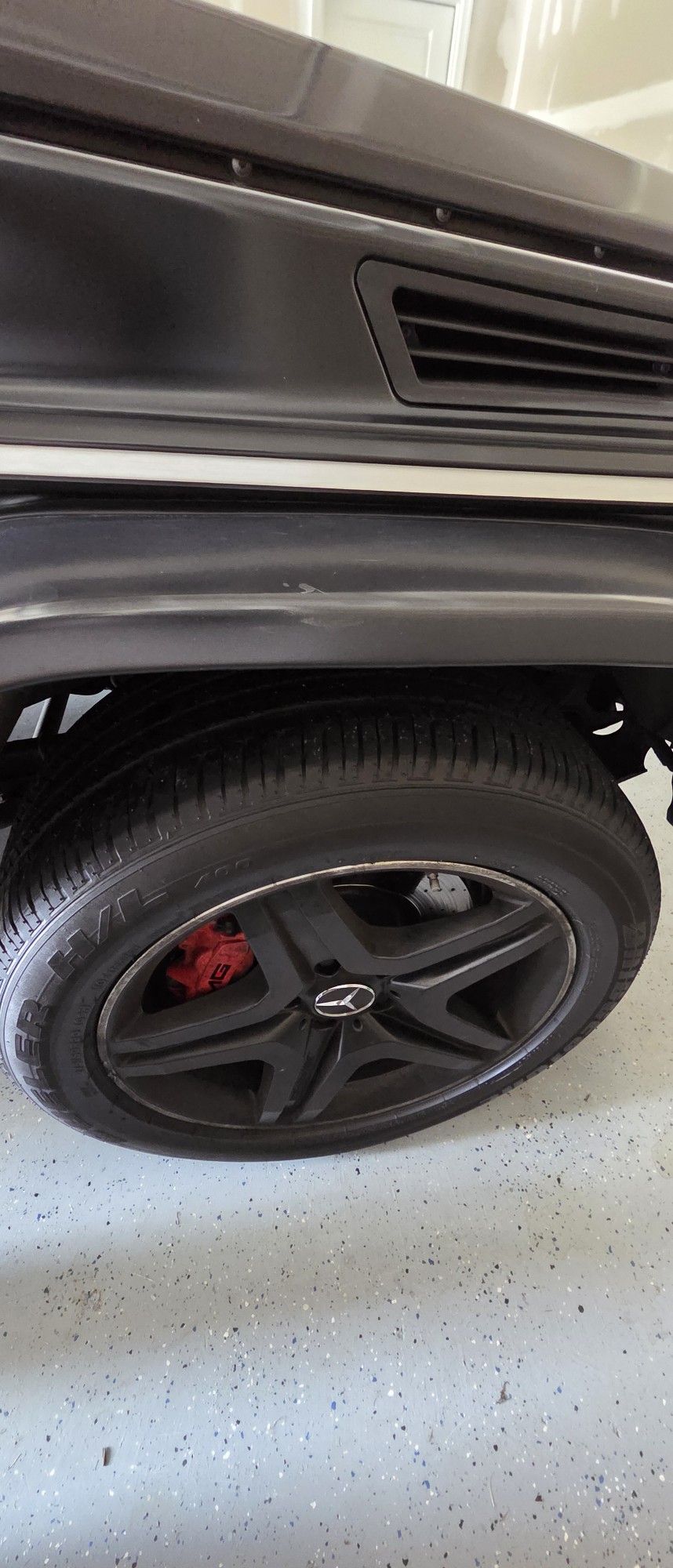 Mercedes AMG G Wagon Wheels 20 Inch Set Of 4 With Center Caps