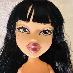 Vintage Toy Bratz Princess Jade Figure