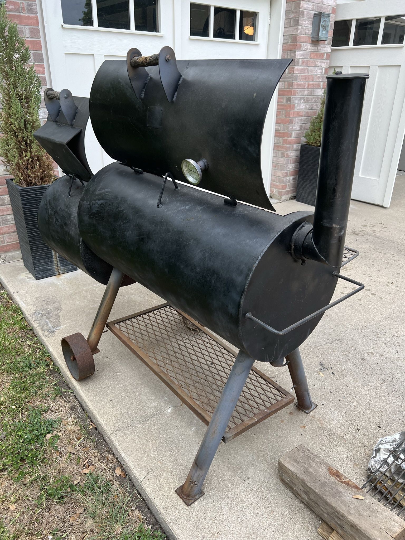 Oklahoma Joes BBQ/ Smoker