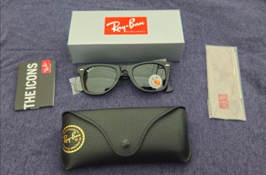 RAY-BAN WAYFARER