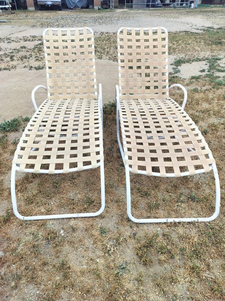 Brown Jordan Chaise Lounge