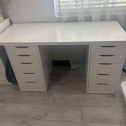 White Desk