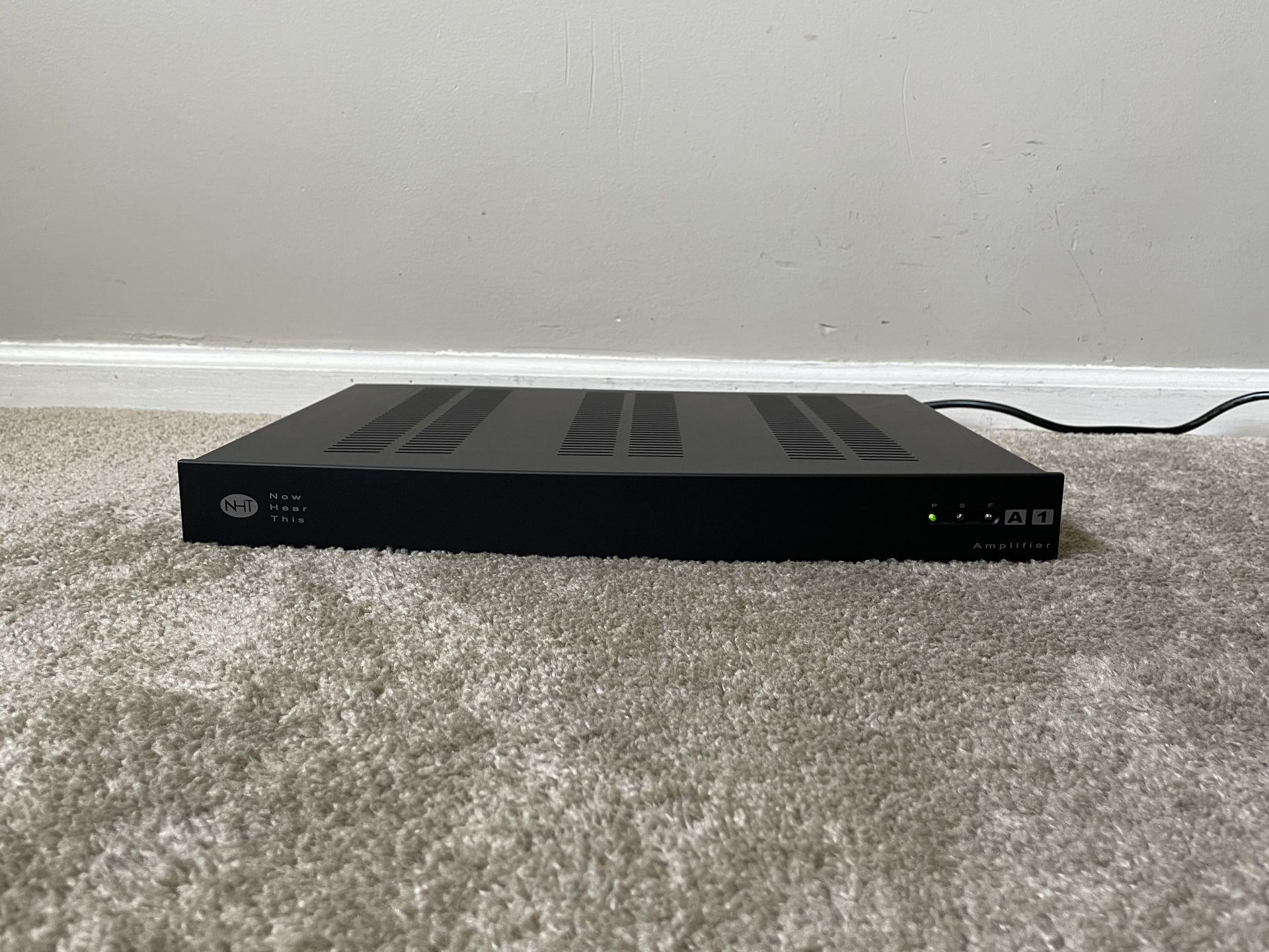 NHT A1 1 Channel Home Mono Power Amplifier