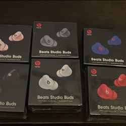 Beats Studio Buds