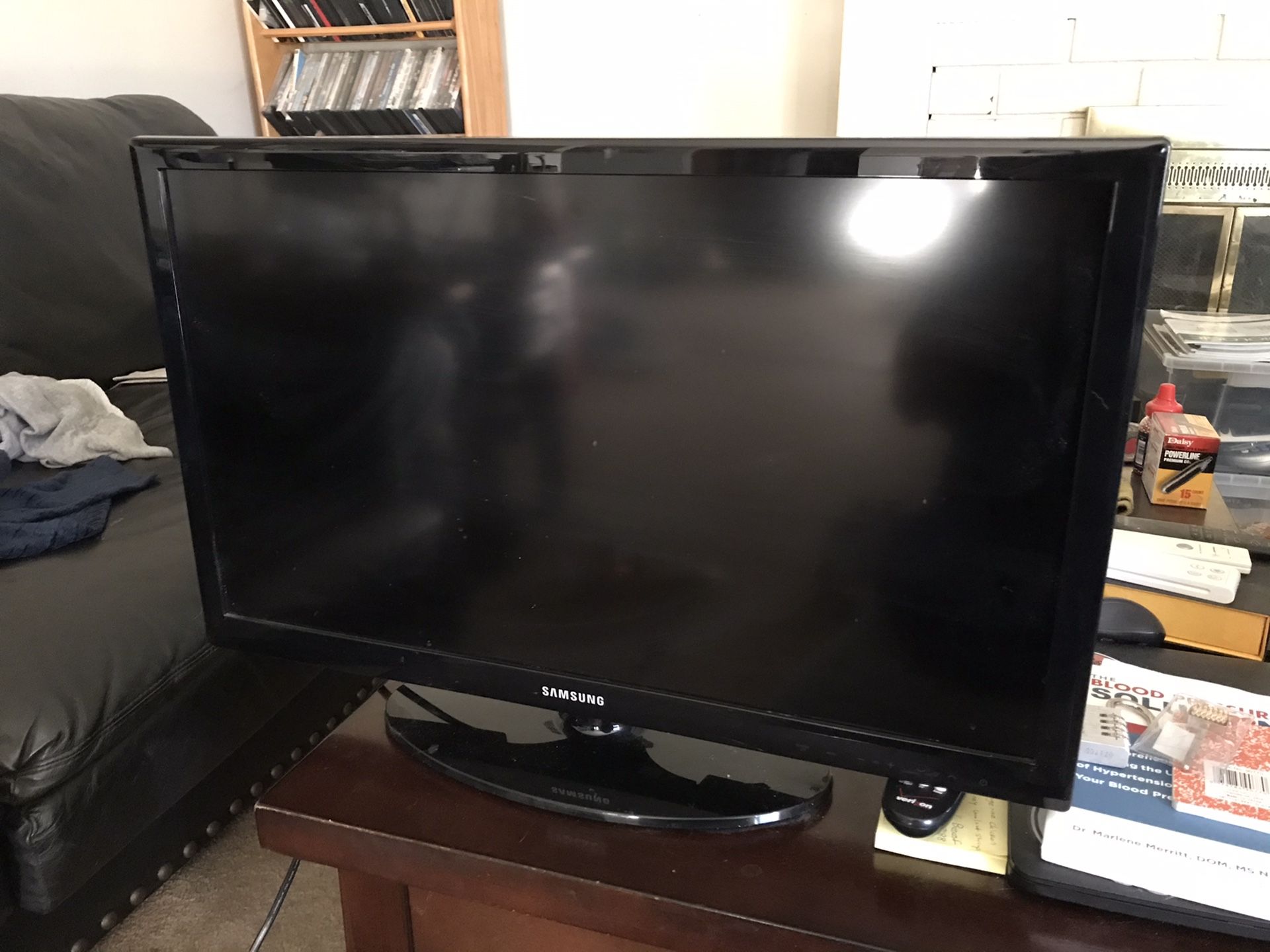 32”Samsung flat screen tv
