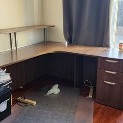 $500 Desk OBO