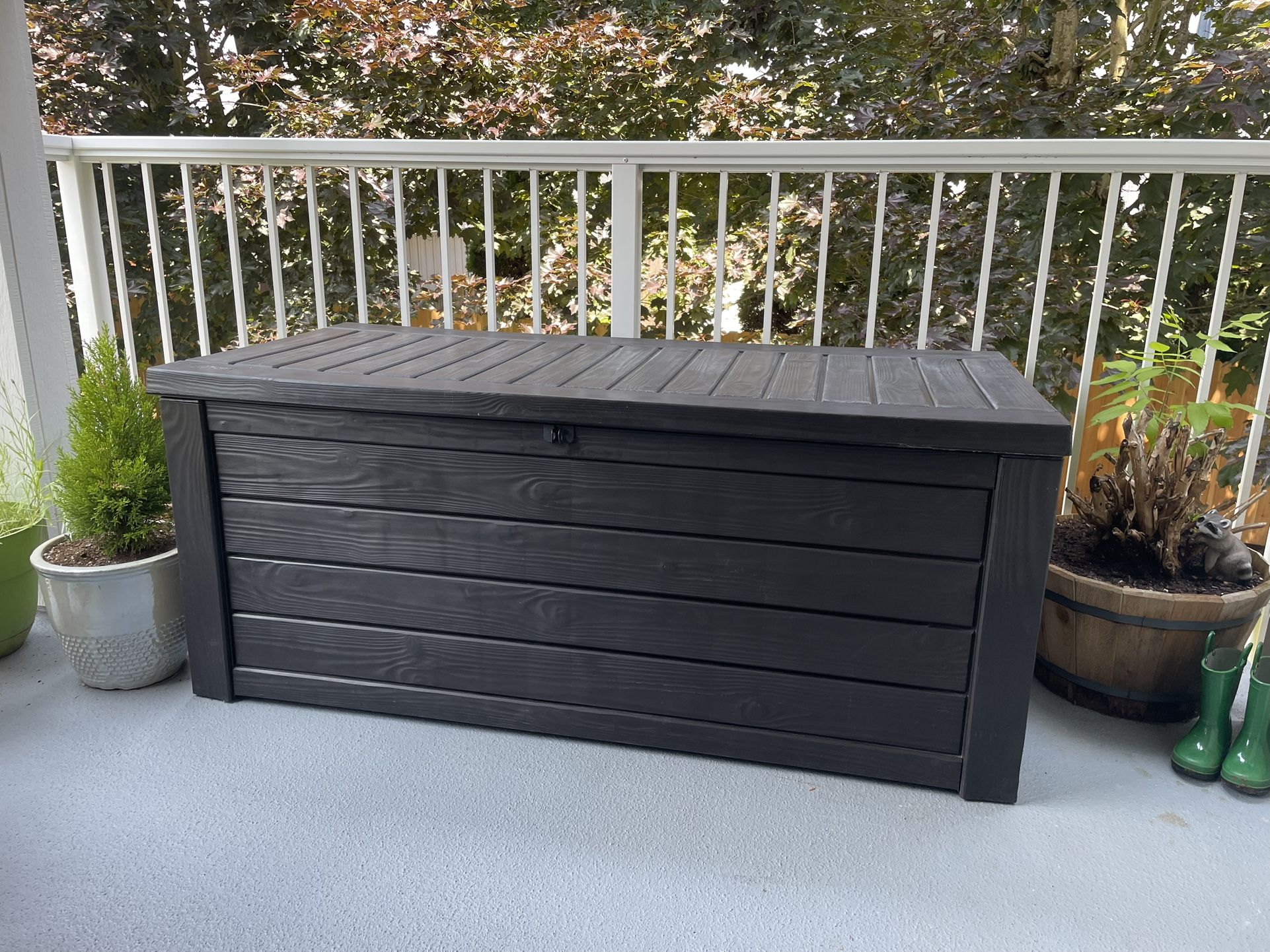 Outdoor Storage Deck Box