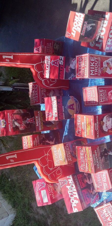 Angels baseball memorabilia. wfdjnjc.com