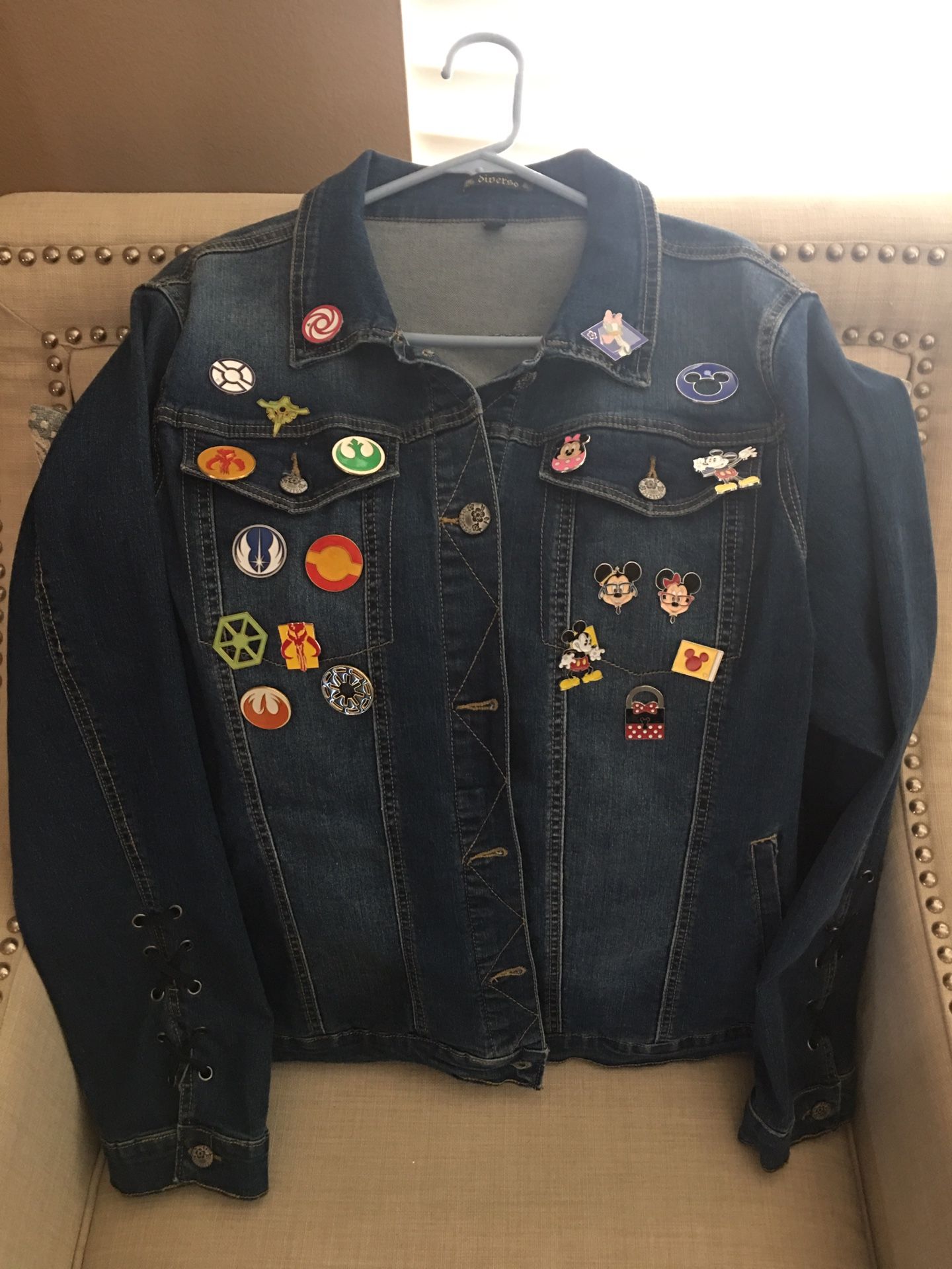 Denim Jacket With 20 Disney Trading Pins