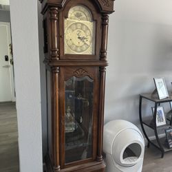 Ridgeway Grandfather Clock 