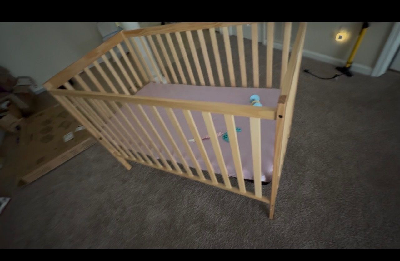 Dream On Me Synergy 5-In-1 Convertible Crib