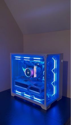 RTX 5090 WHITE OUT PC