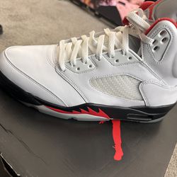 Jordan 5-Fire Red sz10.5