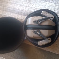 Walker Xcel 500bt In FDE (Ear Pro)