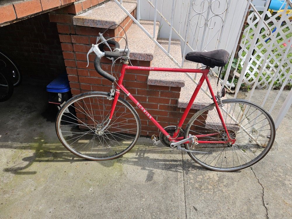 Schwinn Traveler Bike