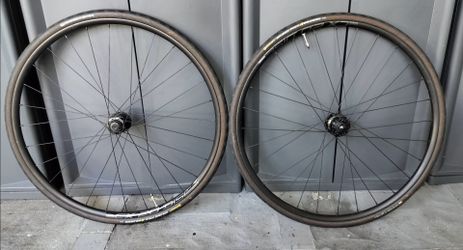 Brand new Maddux CX 2.0 700c aluminum disc wheelset