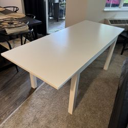 IKEA white Extendable Dining Table With Chairs