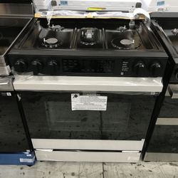 Samsung Bespoke 5-Burner Smart Slide-In Gas Range