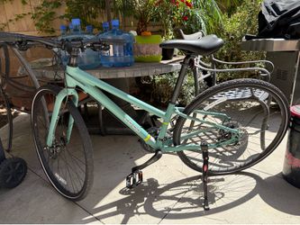 Barely Used REI XS Co-op Unisex Bike Spa Blue