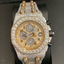 VVS MOISSANITE WATCH NEW💎 PASSES DIAMOND TESTER✅ BOX AND PAPERS✅ SWISS MOMENT✅ 