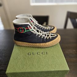 Authentic Gucci Shoes With Box And Receipt 