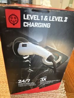 Schumacher Dual-Level EV Charger 