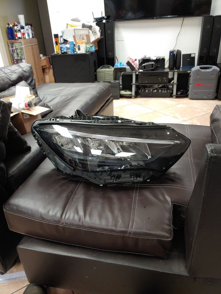 Mercedes-Benz EQE 350-500 23-24 Headlight