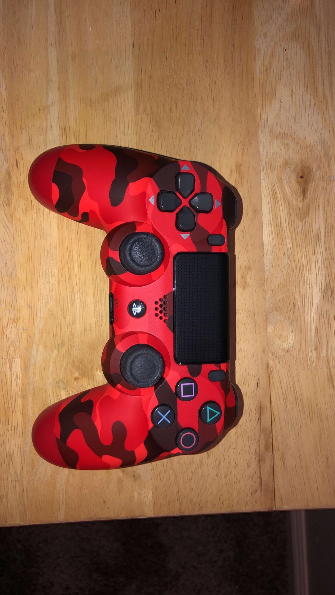 Red camo PS4 wireless controller