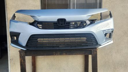 2022-2024 Honda Civic Front Bumper. OEM