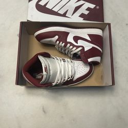 Jordan 1’s Size 9