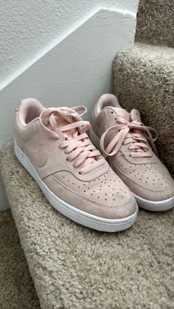 Nike size 8.5 women