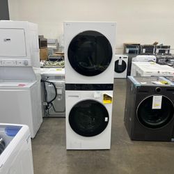 CLEARANCE! 🔥 50% OFF LG 4.5 cu.ft Washer & 7.4 cu.ft Electric Dryer WashTower