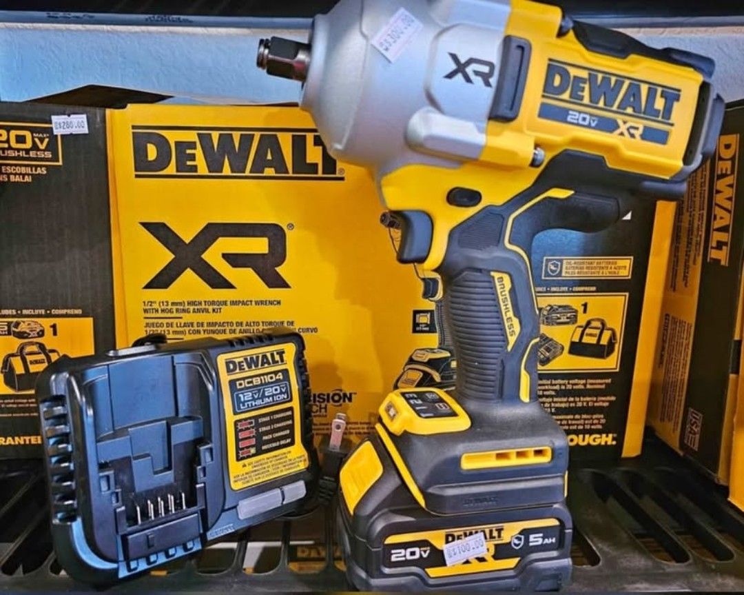 Dewalt 1/2" high impact wrench New (newest model)